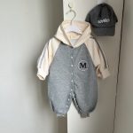 【66-90cm】ロンパース ベビー Mロゴ 帽子付き - 画像 (7)