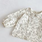 【80-130cm】トップスorワンピース 女の子 小花柄 フリル カラー - 画像 (8)