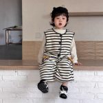 【73-110cm】ニットベスト＋パンツ 男の子  ペンギン ストライプ - 画像 (3)