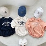 【66-100cm】長袖ロンパース ベビー オシャレ 英字