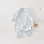 【52-66cm】カバーオール ベビー 英字 ロゴ - 画像 (4)