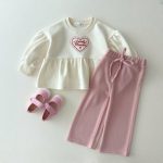 【90-150cm】トップス 女の子 英字 刺繡 スウィート - 画像 (6)